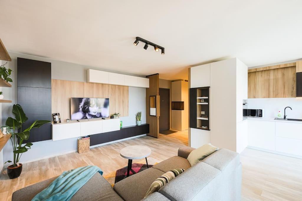 Luxury Apt. Near River & Parking Timisoara Bagian luar foto